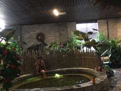 -泉城欧乐堡戏水湾艺术养生温泉