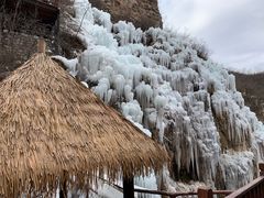 -大平台龙居瀑布旅游区