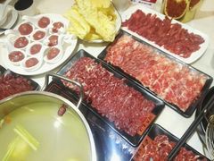-潮牛禾记•潮汕鲜牛肉火锅(新亚洲店)