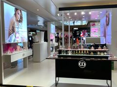 -DIOR迪奥(德基广场女装店)