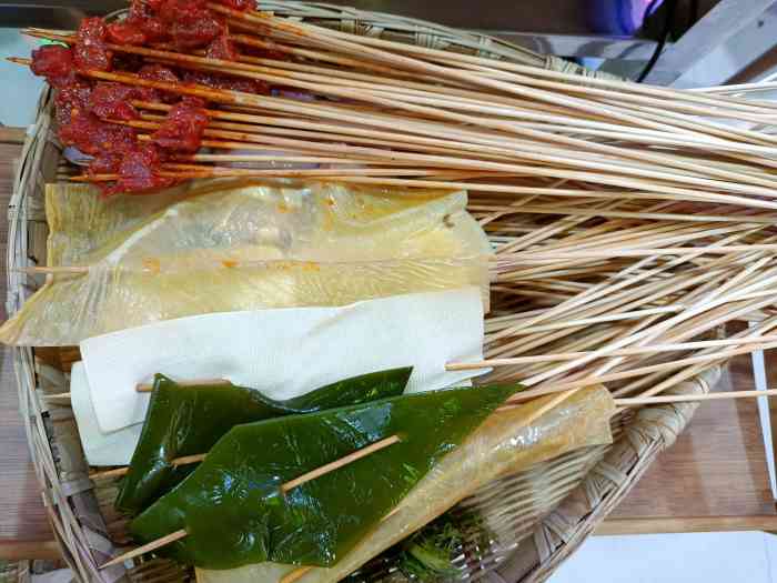 陈小岭创业串串香-"24小时营业,刚开业,菜品比较新鲜,尤其.