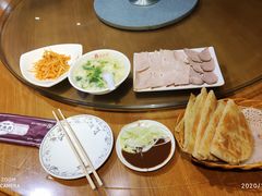 -李连贵熏肉大饼(中街盛京龙城店)