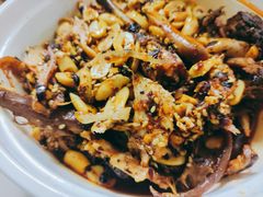 -鑫记婆婆兔·成都特产·兔头手撕兔(太古里店)
