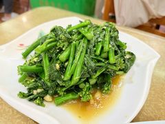 清炒芥兰-龙记烤鸭店(新民路店)