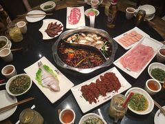 -纸盐河码头火锅(十八梯店)