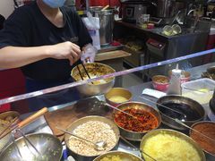 -研卤堂香糯热卤(青秀航洋城店)