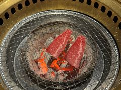 -山川小町·极番烧肉(新地假日广场店)