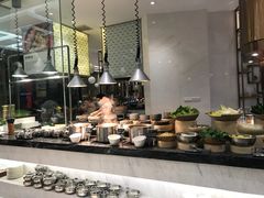 自助取餐区-索菲特酒店 · 云尚天际自助餐厅
