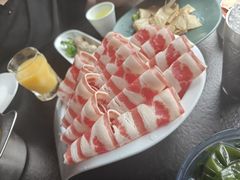 -海上明月海鲜火锅 鲜切牛肉