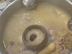 -朴小妹人参鸡汤火锅(长白山万达店)