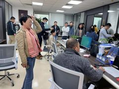 -LAQUEEN 时尚健康假发(万象城总店)