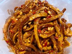 卤煮三角香干-清泉食杂店