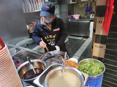 -黑色经典臭豆腐·湖南特产(坡子街店)