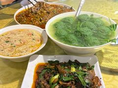 -柏合黄记豆腐皮饭店
