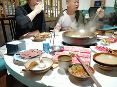 -贵府酸汤牛肉火锅·贵州老字号(飞山街店)