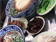 -伟记奥面馆(养育巷店)