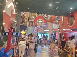-MELAND CLUB亲子乐园·派对·餐厅(北京芳圆里ID MALL店)