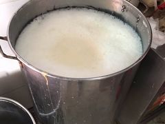 -云南大锅豆浆店