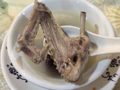 -红旗山庄(圭峰山店)