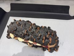 -HOT CRUSH趁热集合·现烤面包(上海环球港店)