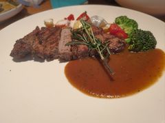 -汗腾格里·风味餐厅(新疆驻京办店)