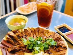 -潮界(LU·ONE凯德晶萃广场店)