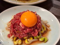 生拌牛肉-蒜香焼肉PURUSHIN(马场路店)