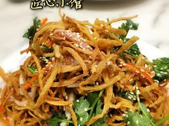 酒鬼手撕茶树菇-匠心牛公馆·潮汕牛肉海鲜火锅(索菲特店)