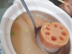 -梓檚中餐厅湖北菜小龙虾武昌鱼排骨藕汤(黄鹤楼店)