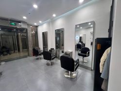 -HAIR HERE造型