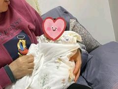 -乐禧母婴全自营月嫂(宝山店)