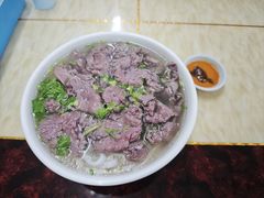 -港头大鹏牛肉店