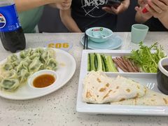 -巧克力渔家.小船海鲜胶东菜(万平口店)