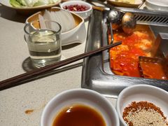 -海底捞火锅鲜切牛肉主题店(长寿路店)