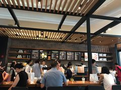 -星巴克臻选(成都环球乐天店)