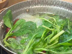 -吃饭皇帝大土家民族菜(正大广场店)