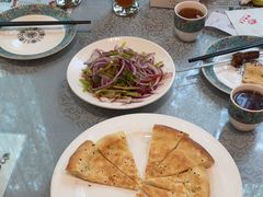 -汗腾格里·风味餐厅(新疆驻京办店)