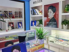 -提一眼镜·蔡司·依视路(小寨店)