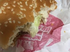 -麦当劳(展览路店)