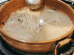 -阿山卓·野生菌火锅·纳西火塘烤肉