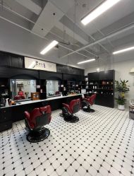 -老男孩男士理容馆·理发·烫染·修面