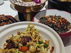 -峨嵋小镇·川菜(勒泰中心店)