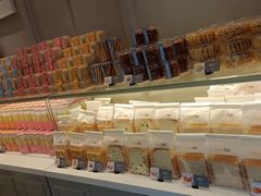 零售区-面包新语(龙湖·西宸天街店)