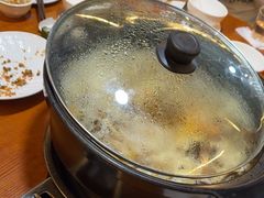 -菌海森林·非遗野生菌火锅(西山区滇池路摩根道店)
