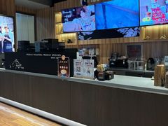 -瑞幸咖啡(纽宾凯酒店新华路店)