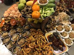 -日进一片海.生腌海鲜火锅.宵夜烧烤(三里屯总店)