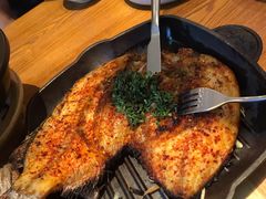 香茅草烤罗非鱼-云海肴·汽锅鸡·云南菜(苏州中心店)