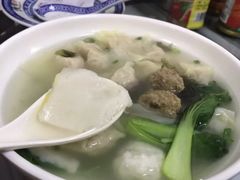 鱼糕馄饨-恒信牛奶甜品(南京总店)