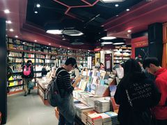 -西西弗书店(城西银泰城店)