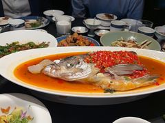 -凤凰湘语·平价海鲜餐厅(浦东旗舰店)